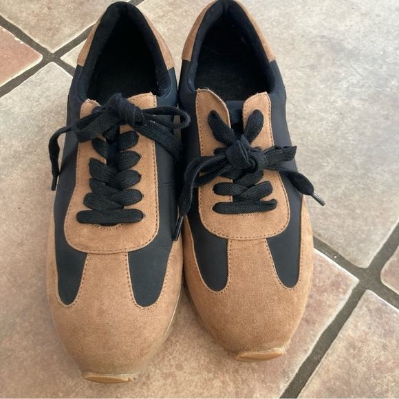 LOFT Womens 7.5 Brown & Black Lace Up Colorblock Casual Sneakers Everyday Sporty - Picture 2 of 9